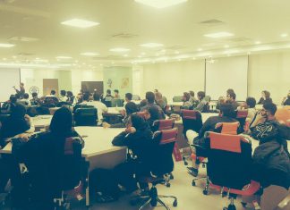 نخستین هکاتون ۴۸ ساعته بازیهای جدی در حال برگزاری است