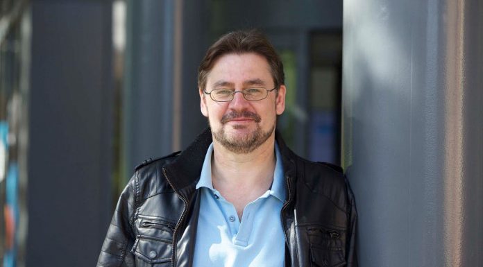 گفتگو با دکتر مارک گریفیتز در زمینه اختلال بازی اینترنتی