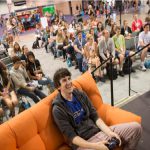 چرا مردم بازی کردن دیگران را تماشا میکنند؟ مطالعه تجربی در مورد انگیزههای کاربران Twitch